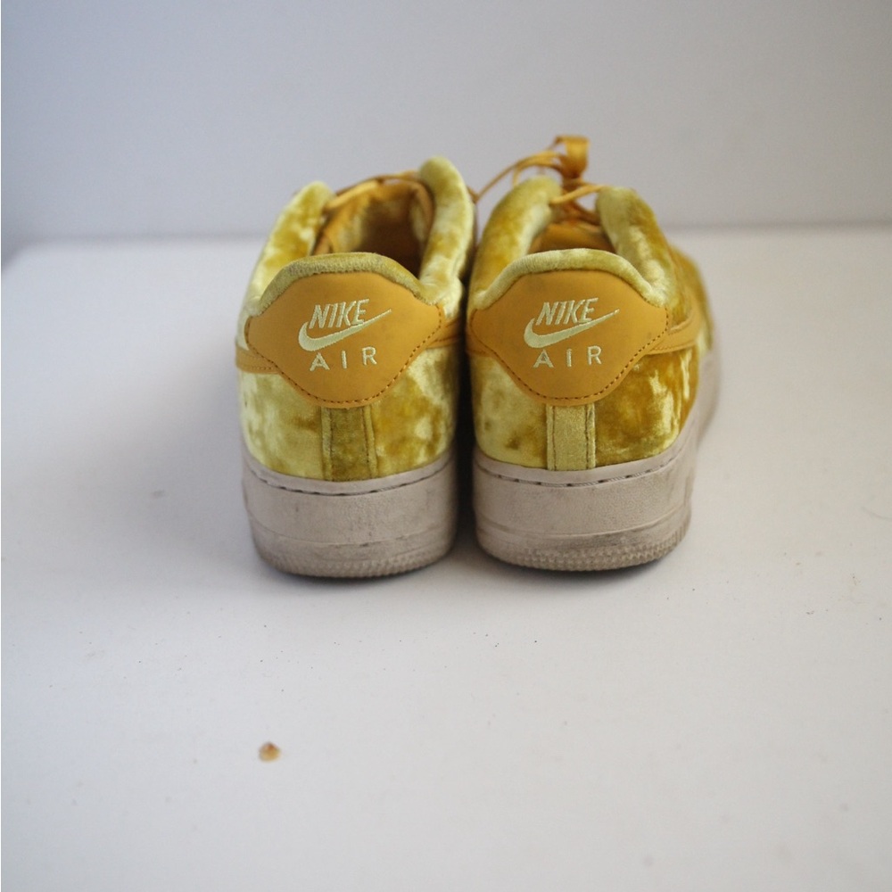 Nike Air Force 1 Lv8 (gs) "mineral Gold” size 7